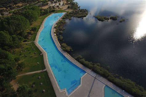 piscinas naturales cerca de madrid|Las mejores zonas de baño naturales cerca de。